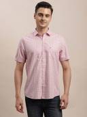 Pink color option, Currently selected
