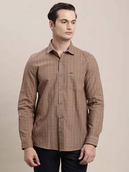 Turtle - Men Brown Slim Fit Checkered Handwoven Casual Shirt