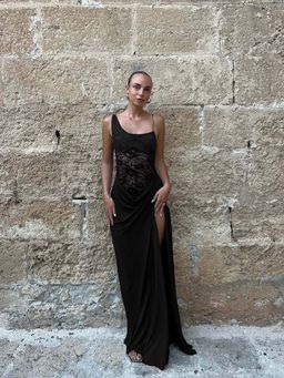Miakee - Nerine Black Maxi Dress