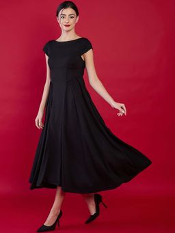 Uptownie - Black Stretchable Backless Midi Dress