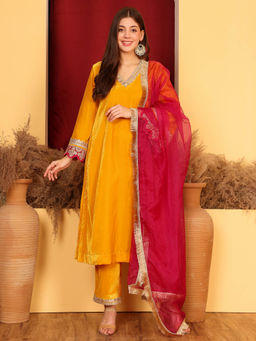SAYARISH - Nuzhat Yellow Solid Velvet Kurta with Dupatta and Pant (Set of 3)