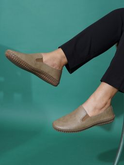 Sherrif Shoes - Women Beige Slip-On Casual Lightweight PU Loafers