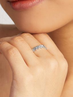 Mia by Tanishq - Bold Geometric Silver Finger Ring (17.2)