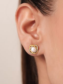 Zavya - White Timeless Elegance 925 Sterling Silver Gold Plated Stud Pearl Earrings