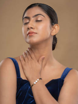Sica Jewellery - 925 Silver Solitaire Hand Mangalsutra Bracelet
