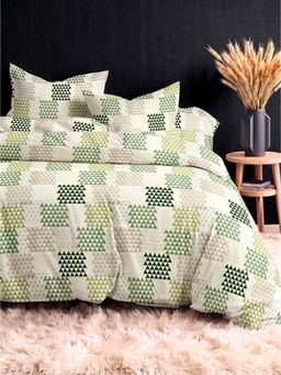 the White Moss - Multi-Color Prism 210Tc Cotton Bedsheet with 2 Pillow Covers (King)