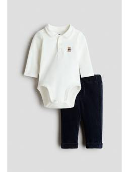 H&M - Boys White 2-Piece Embroidered-Motif Set