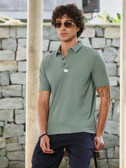 Campus Sutra - Men Sage Green Seamless Waffle Polo T-Shirt