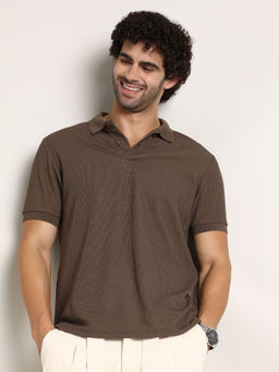 Campus Sutra - Men Mocha Brown Chain Link-Ribbed Polo T-Shirt