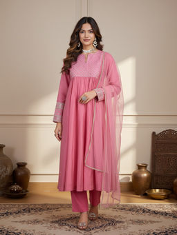 AVANSHEE - Women Pink Chanderi Embellished Kurta with Pant and Dupatta
