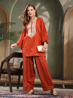 COTLAND FASHION - Women Rust Cotton Embroidered Kurta with Palazzo