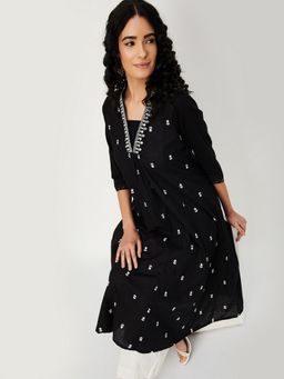 max - Women Embroidered A-line Black Kurta