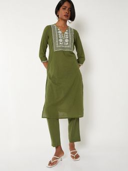 max - Women Green Cotton Embroidered Kurta and Pant
