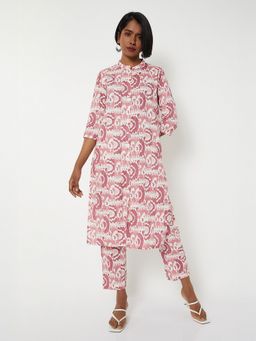 max - Women Pink Cotton Paisley Print Kurta and Pant