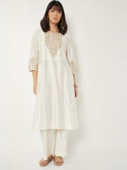 max - Women White Polyester Embroidered Kurta and Pant