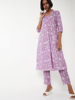 max - Women Purple Cotton Blend Floral Print Kurta and Pant