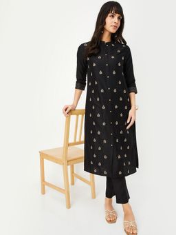 max - Women Embroidered Black Straight Kurta