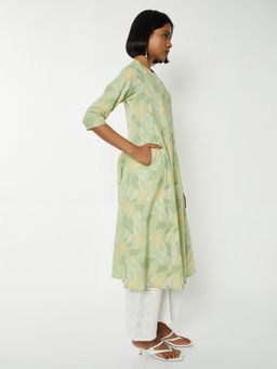 max - Women Green Cotton Blend Floral Printed A-Line Kurta
