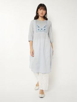 max - Women Blue Cotton Blend Embroidered Straight Kurta