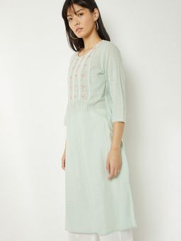 max - Women Green Cotton Blend Embroidered Straight Kurta