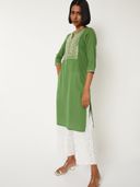 Green color option, Sold out, Currently selected