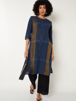 max - Women Indigo Cotton Blend Checks Straight Kurta