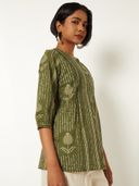 Green color option, Sold out, Currently selected