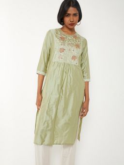 max - Women Green Polyester Blend Embroidered Straight Kurta