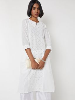 max - Women Off White Cotton Blend Embroidered Straight Kurta
