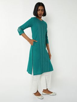 max - Women Pintuck Green Straight Kurta