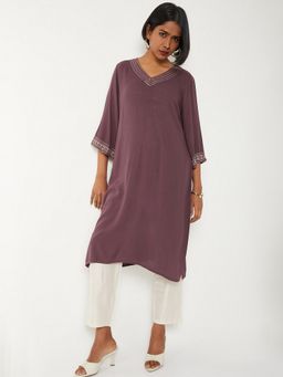 max - Embroidered Women Purple Straight Kurta