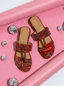 Inc.5 - Women Maroon Wedding Flat Kolhapuris