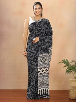 Hella Fashions - Crepe Silk Bandhani Print Black Saree With Unstitched Blouse