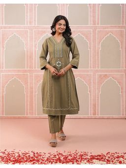 STUDIO MISRI - Women Green Cotton Embroidered Kurta with Pant
