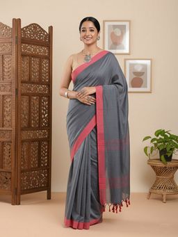 Niska - Women Solid Pure Cotton Grey Saree With Unstitched Blouse