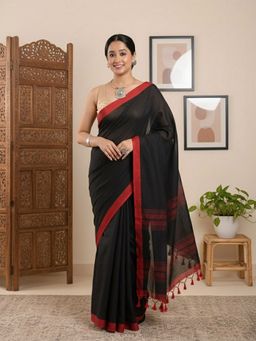Niska - Women Solid Pure Cotton Black Saree With Unstitched Blouse