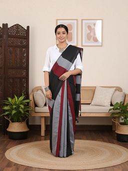 Niska - Colorblock Pure Cotton Handloom Multicolor Saree With Unstitched Blouse