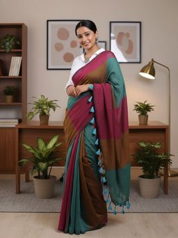 Niska - Colourblocked Pure Cotton Handloom Multicolor Saree With Unstitched Blouse