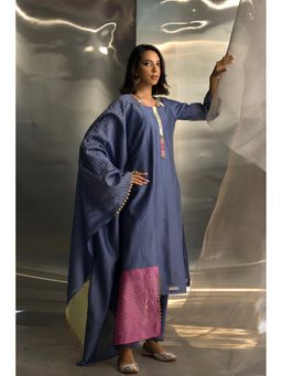 Charkhee - Blue Mis'R Embroidered 3/4Th Sleeve Kurta with Pant and Dupatta (Set of 3)