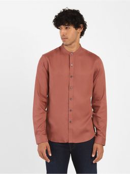 Levi's - Men Peach Slim Shirt