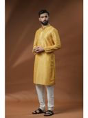 Yellow color option, Currently selected