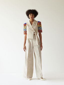 MINI SONDHI - Flower Valley Linen Embroidered Off White Jacket With Pant (Set of 2)