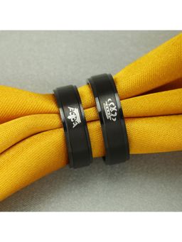 Peora - Her King His Queen Titanium Stainless Steel Black Band Rings for Couples (PFCCR58BL)