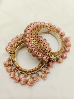 AG'S - Vandana Baby Pink Antique Kada