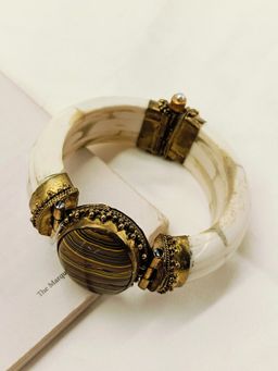 AG'S - Harshika Green Boutique Kada