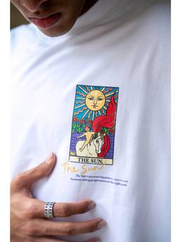 ORE OFE - White Tarot Cards Oversized T-Shirt