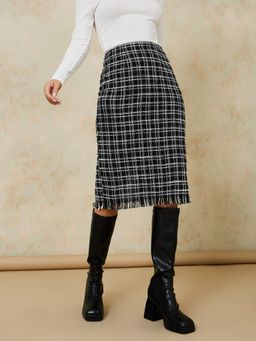 Styli - Black High Waist Tweed Midi Skirt