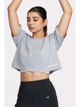 EVOLUCION - Women Grey Athletic Crop T-Shirt