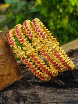 GRIIHAM - Red Gold Plated Set of 4 Ad Bangles