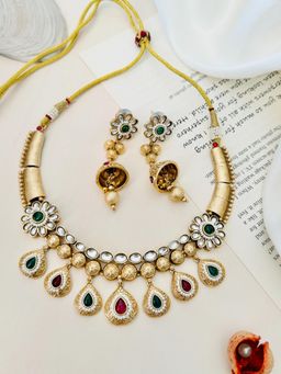 Abdesigns - Sophisticated Gold Plated Kundan Antique Necklace with Earrings